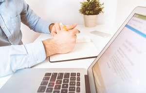 哪些技能可以使網(wǎng)站更有利于優(yōu)化，并使搜索引擎長(zhǎng)期喜歡我們的網(wǎng)站？